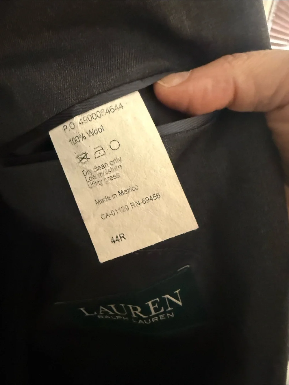 Lauren Ralph Lauren Men’s 44R 100% Wool Charcoal Gray 2 Piece Suit